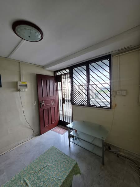 502 Bedok North Street 3, 502 Bedok North Street 3, 2 Bedrooms, 635 sqft, HDB Flat For Sale, by James Lee, 500104016 - Entrance - PropertyGuru.com.sg