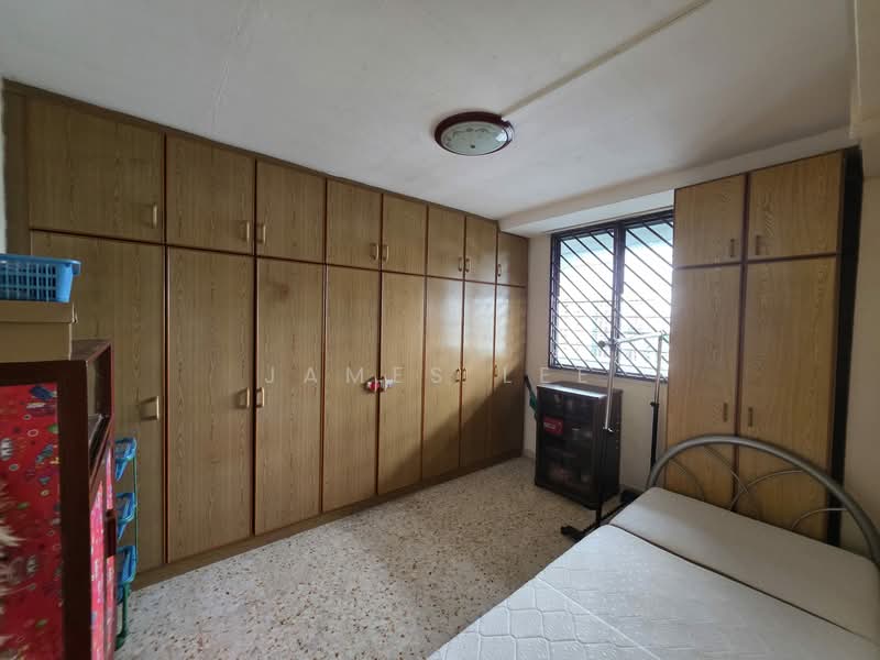 502 Bedok North Street 3, 502 Bedok North Street 3, 2 Bedrooms, 635 sqft, HDB Flat For Sale, by James Lee, 500104016 - Bedroom - PropertyGuru.com.sg