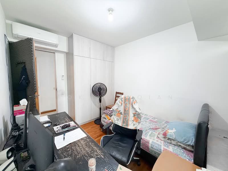 168D Simei Lane, 168D Simei Lane, 3 Bedrooms, 1,195 sqft, HDB Flat For Sale, by Siok Xue Qian, 500104017 - Bedroom - PropertyGuru.com.sg