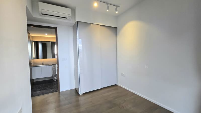 Parc Esta, 908 Sims Avenue, 2 Bedrooms, 700 sqft, Condominium For Rent, by Francis Chin, 500104020 - Master Bedroom 02 - PropertyGuru.com.sg