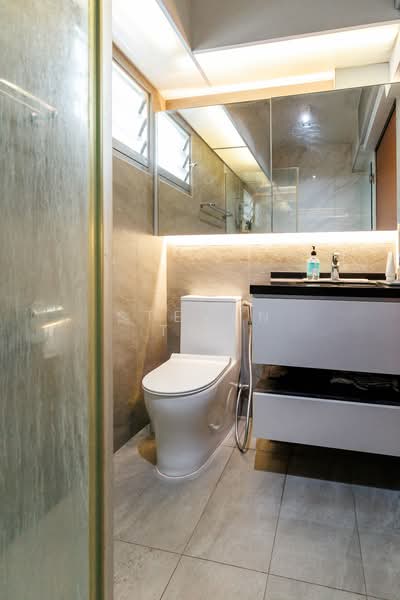 440D Bukit Batok West Avenue 8, 440D Bukit Batok West Avenue 8, 3 Bedrooms, 1,205 sqft, HDB Flat For Sale, by Steven Teo, 500104021 - Bathroom - PropertyGuru.com.sg