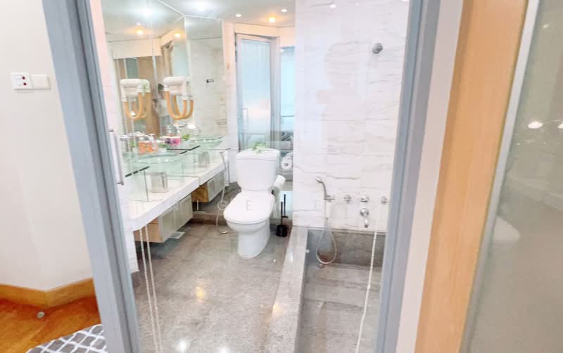 Water Place, 173 Tanjong Rhu Road, Room Rental, 200 sqft, Condominium For Rent, by Nigel Eng, 500104022 - Bathroom - PropertyGuru.com.sg