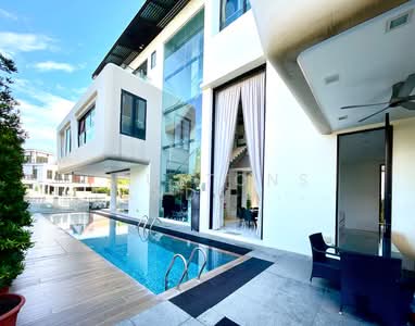 For Sale - Huge Land, Wide Frontage Lifestyle Bungalow in Prime Mountbatten