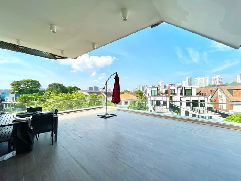 Huge Land, Wide Frontage Lifestyle Bungalow in Prime Mountbatten, , 7 Bedrooms, 18,000 sqft, Bungalow House For Sale, by YAN GOH, 500104030 - Balcony - PropertyGuru.com.sg