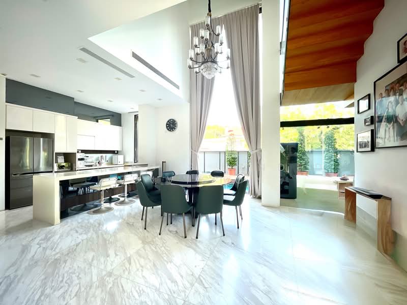 Huge Land, Wide Frontage Lifestyle Bungalow in Prime Mountbatten, , 7 Bedrooms, 18,000 sqft, Bungalow House For Sale, by YAN GOH, 500104030 - Kitchen - PropertyGuru.com.sg