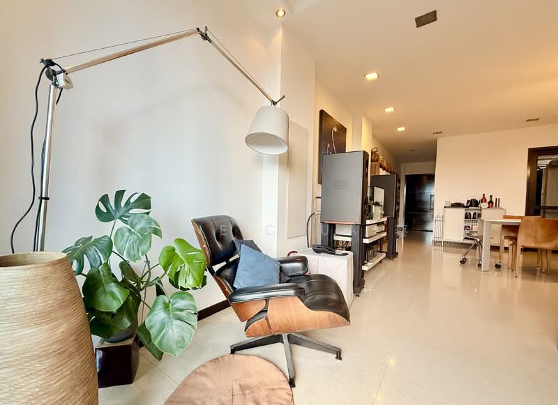 Proximo, 27 Robin Road, 3 Bedrooms, 1,119 sqft, Apartment For Sale, by Sherine Chua 蔡雪玲, 500104041 - Living Room - PropertyGuru.com.sg