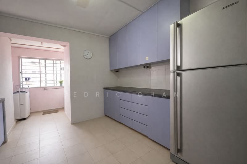 423 Hougang Avenue 6, 423 Hougang Avenue 6, 3 Bedrooms, 1,130 sqft, HDB Flat For Sale, by Cedric Chan, 500104042 - Kitchen - PropertyGuru.com.sg