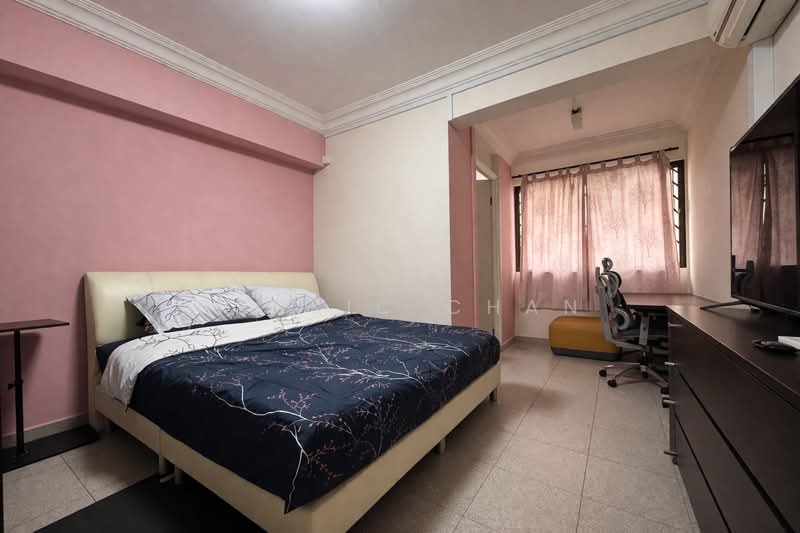 423 Hougang Avenue 6, 423 Hougang Avenue 6, 3 Bedrooms, 1,130 sqft, HDB Flat For Sale, by Cedric Chan, 500104042 - Bedroom - PropertyGuru.com.sg