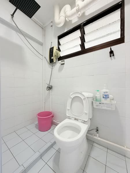 621 Woodlands Drive 52, 621 Woodlands Drive 52, 3 Bedrooms, 1,098 sqft, HDB Flat For Sale, by Sean Yin, 500104053 - Bathroom - PropertyGuru.com.sg