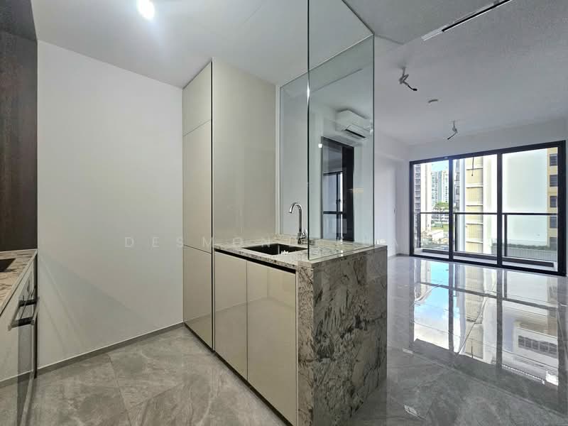 Tembusu Grand, , 2 Bedrooms, 667 sqft, Condominium For Rent, by Desmond Kuah, 500104054 - Kitchen - PropertyGuru.com.sg