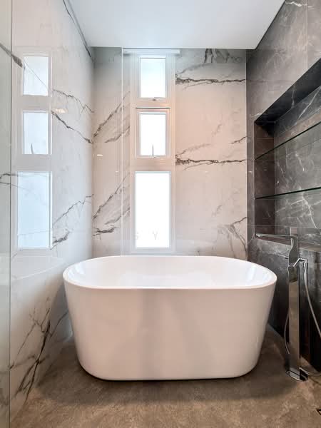 ⭐️ Eminence Landed⭐️Brand New 2.5 Storey Semi-D @ Bridport Avenue Portchester Ave Serangoon Garden, Bridport, 4 Bedrooms, 5,000 sqft, Semi-Detached House For Sale, by Jessy Han, 500104059 - Bathroom - PropertyGuru.com.sg