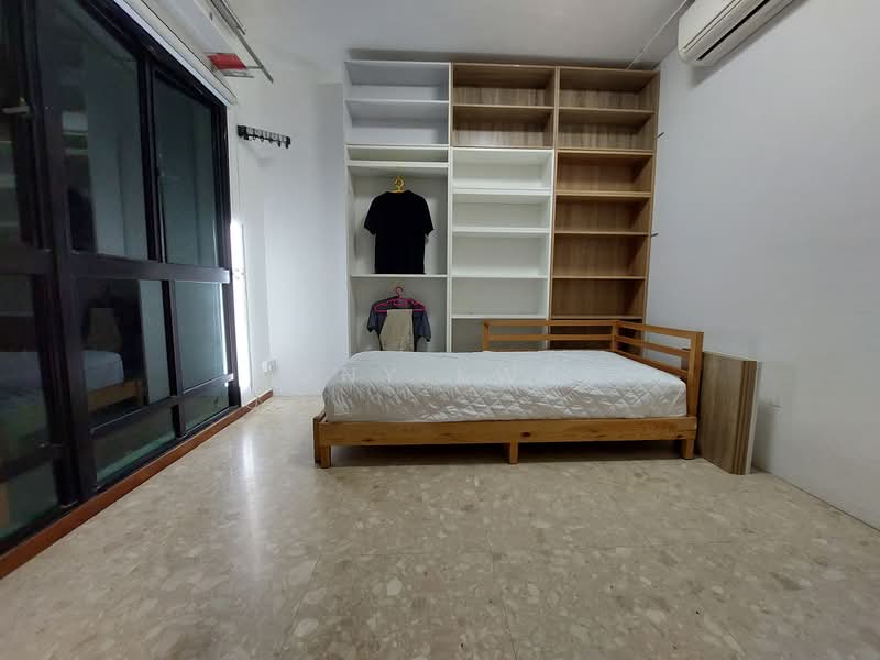 Woodsvale, 9 Woodlands Drive 72, Room Rental, 120 sqft, Condominium For Rent, by Tony Kwek, 500104060 - Bedroom - PropertyGuru.com.sg