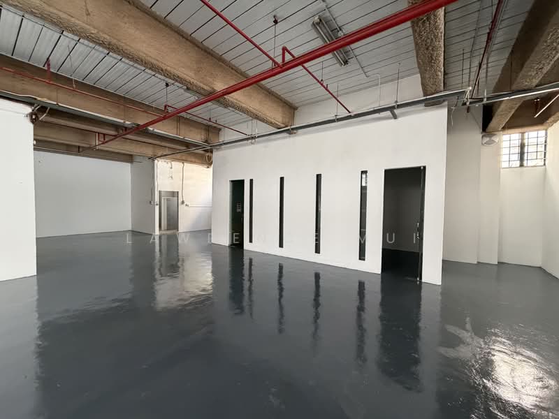 Prime Industrial Building, 39B Jalan Pemimpin, 3,000 sqft, Light Industrial (B1) For Rent, by Lawrence Mui, 500104074 - Interior - CommercialGuru.com.sg