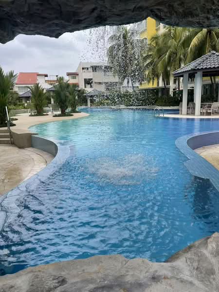 Sunglade, 1 Serangoon Avenue 2, Room Rental, 200 sqft, Condominium For Rent, by Mary Hou, 500104079 - Exterior - PropertyGuru.com.sg