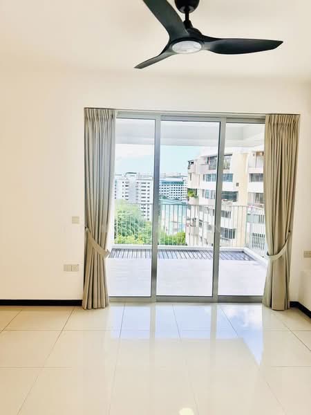 Caspian, 50 Lakeside Drive, 4 Bedrooms, 1,604 sqft, Condominium For Rent, by Tony Zhang, 500104081 - Balcony - PropertyGuru.com.sg