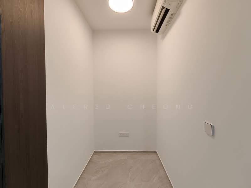 Tembusu Grand, 94 Jalan Tembusu, 2 Bedrooms, 743 sqft, Condominium For Rent, by Alfred Cheong, 500104088 - Study  - PropertyGuru.com.sg
