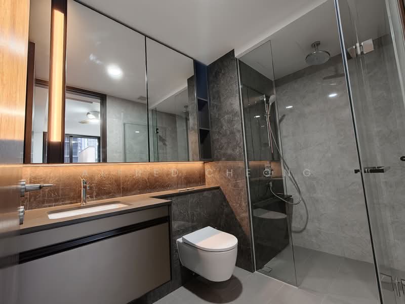 Tembusu Grand, 94 Jalan Tembusu, 2 Bedrooms, 743 sqft, Condominium For Rent, by Alfred Cheong, 500104088 - Master Bathroom - PropertyGuru.com.sg