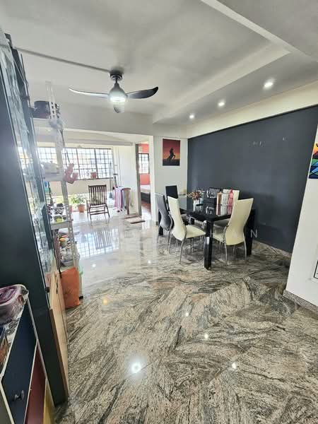 606 Clementi West Street 1, 606 Clementi West Street 1, 3 Bedrooms, 1,281 sqft, HDB Flat For Sale, by Ng Jonathan, 500104090 - Living Room - PropertyGuru.com.sg