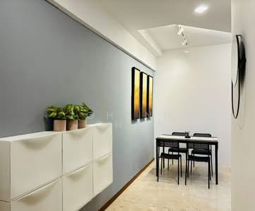 For Sale - Lakeholmz