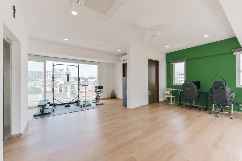 Thomson Garden Estate, Jalan Rabu, 6 Bedrooms, 5,635 sqft, Semi-Detached House For Sale, by Julia Bensily, 500104096 - Gym - PropertyGuru.com.sg