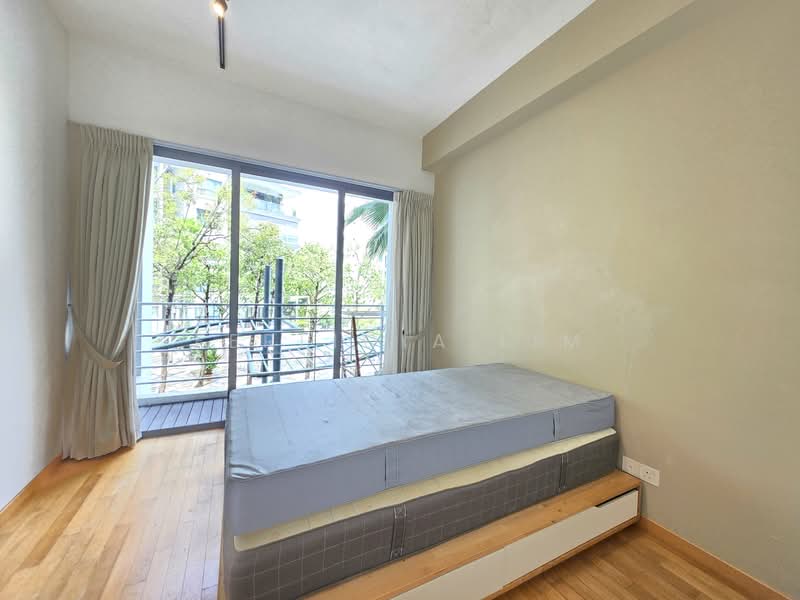 The Pier at Robertson, 80 Mohamed Sultan Road, 2 Bedrooms, 1,055 sqft, Apartment For Sale, by Ferlicia Lim, 500104098 - Master Bedroom - PropertyGuru.com.sg