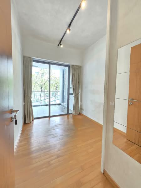 The Pier at Robertson, 80 Mohamed Sultan Road, 2 Bedrooms, 1,055 sqft, Apartment For Sale, by Ferlicia Lim, 500104098 - Common bedroom  - PropertyGuru.com.sg