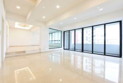 For Rent - Nassim Jade