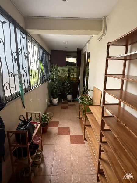 419 Pasir Ris Drive 6, 419 Pasir Ris Drive 6, 3 Bedrooms, 1,420 sqft, HDB Flat For Sale, by Stephen Li, 500104103 - Corridor - PropertyGuru.com.sg