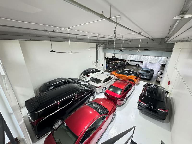 Carros Centre, 60 JALAN LAM HUAT, 1,690 sqft, Factory / Workshop (B2) For Sale, by Conrad Tham, 500104111 - Car Park - CommercialGuru.com.sg