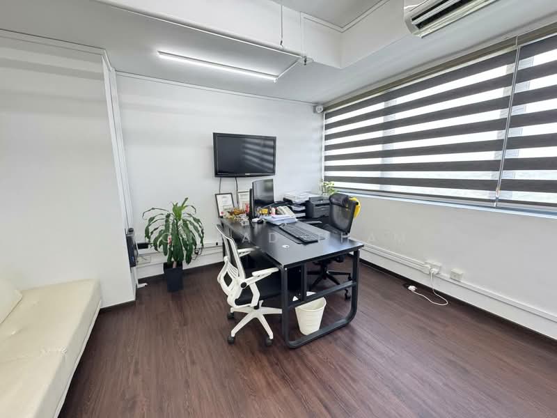 Carros Centre, 60 JALAN LAM HUAT, 1,690 sqft, Factory / Workshop (B2) For Sale, by Conrad Tham, 500104111 - Study - CommercialGuru.com.sg