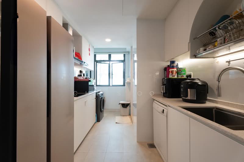 East Palm, 1 Palm Road, 3 Bedrooms, 1,195 sqft, Condominium For Sale, by Chris Ooi, 500104112 - Kitchen - PropertyGuru.com.sg