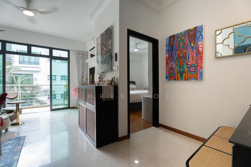 East Palm, 1 Palm Road, 3 Bedrooms, 1,195 sqft, Condominium For Sale, by Chris Ooi, 500104112 - Living Room - PropertyGuru.com.sg