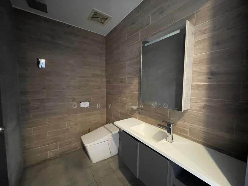 Tagore 8, , 4,499 sqft, Light Industrial (B1) For Rent, by Gary Tang, 500104113 - Bathroom - CommercialGuru.com.sg