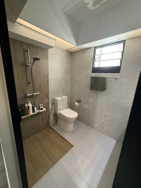 467B Bukit Batok West Avenue 9, 467B Bukit Batok West Avenue 9, 3 Bedrooms, 1,216 sqft, HDB Flat For Sale, by Chong De Sheng, 500104116 - Bathroom - PropertyGuru.com.sg