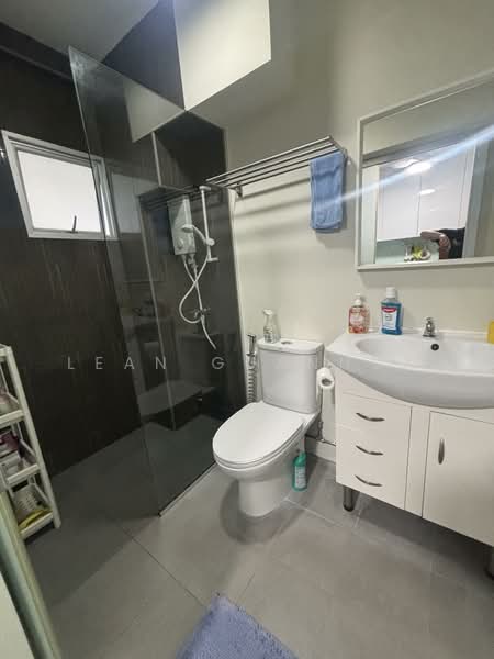 502A Wellington Circle, 502A Wellington Circle, 4 Bedrooms, 1,399 sqft, HDB Flat For Sale, by Lean Guanhua, 500104140 - Bathroom - PropertyGuru.com.sg