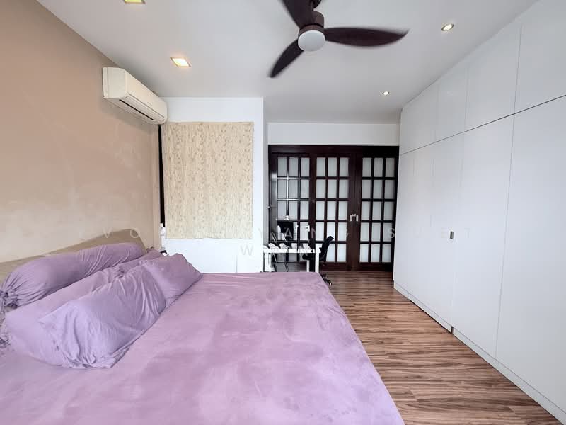 Tanah Merah Mansion, 137 Tanah Merah Kechil Road, 3 Bedrooms, 1,324 sqft, Condominium For Sale, by Yvonne Yang Suet Wan, 500104147 - Master Bedroom - PropertyGuru.com.sg