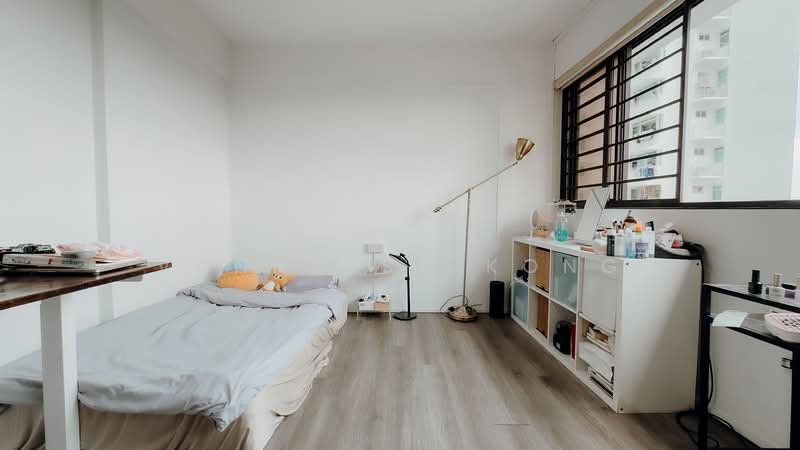 21 Holland Drive, 21 Holland Drive, 3 Bedrooms, 1,259 sqft, HDB Flat For Sale, by Vannessa Kong, 500104153 - Bedroom - PropertyGuru.com.sg