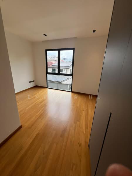 Jalan Sankam, Sembawang / Yishun, 5 Bedrooms, 4,834 sqft, Terraced House For Sale, by Evelina Hu, 500104157 - Interior - PropertyGuru.com.sg
