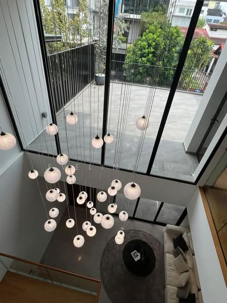 Jalan Sankam, Sembawang / Yishun, 5 Bedrooms, 4,834 sqft, Terraced House For Sale, by Evelina Hu, 500104157 - Living Room - PropertyGuru.com.sg