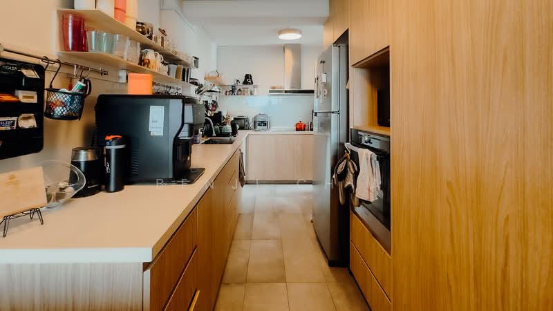 21 Holland Drive, 21 Holland Drive, 3 Bedrooms, 1,259 sqft, HDB Flat For Sale, by Benji Chia, 500104167 - Kitchen - PropertyGuru.com.sg