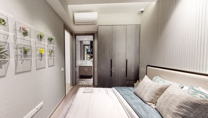 The LakeGarden Residences, 80 Yuan Ching Road, 5 Bedrooms, 1,550 sqft, Condominium For Sale, by Barry Chew, 500104175 - Bedroom - PropertyGuru.com.sg