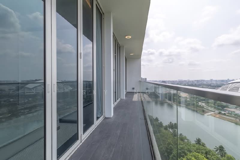 Kallang Riverside, 51 Kampong Bugis, 2 Bedrooms, 1,001 sqft, Condominium For Sale, by Sky Tng, 500104185 - Balcony - PropertyGuru.com.sg