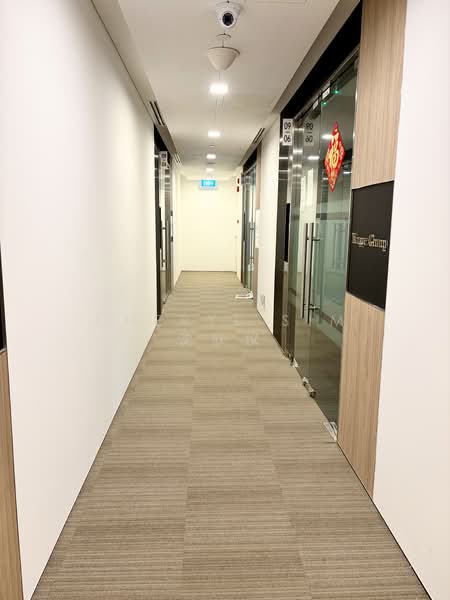 TripleOne Somerset, 111 Somerset Road, 1,894 sqft, Office For Rent, by Cheryl Sim 沈欣仪, 500104197 - Corridor - CommercialGuru.com.sg