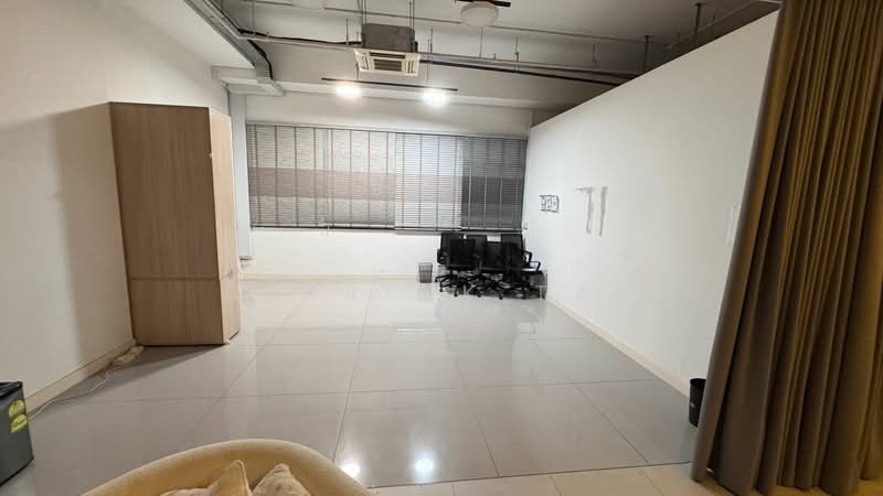 Link @ AMK, 3 Ang Mo Kio Street 62, 350 sqft, Light Industrial (B1) For Rent, by Derrick Tan, 500104243 - Interior - CommercialGuru.com.sg