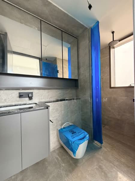 The Landmark, 173 Chin Swee Road, 3 Bedrooms, 1,141 sqft, Condominium For Rent, by Shanice Lim, 500104248 - Bathroom - PropertyGuru.com.sg