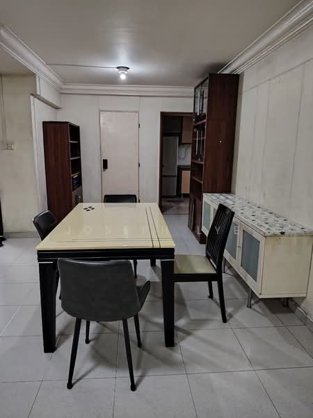 470 Choa Chu Kang Avenue 3, 470 Choa Chu Kang Avenue 3, 3 Bedrooms, 1,302 sqft, HDB Flat For Rent, by Joseph Lye, 500104250 - Dining Room - PropertyGuru.com.sg