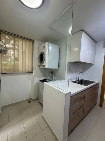 Eight Courtyards, 2 Canberra Drive, 3 Bedrooms, 1,152 sqft, Condominium For Sale, by Collin Tan, 500104253 - Kitchen - PropertyGuru.com.sg