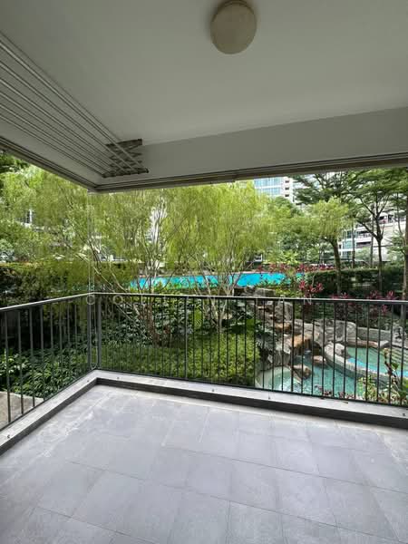 Eight Courtyards, 2 Canberra Drive, 3 Bedrooms, 1,152 sqft, Condominium For Sale, by Collin Tan, 500104253 - Balcony - PropertyGuru.com.sg