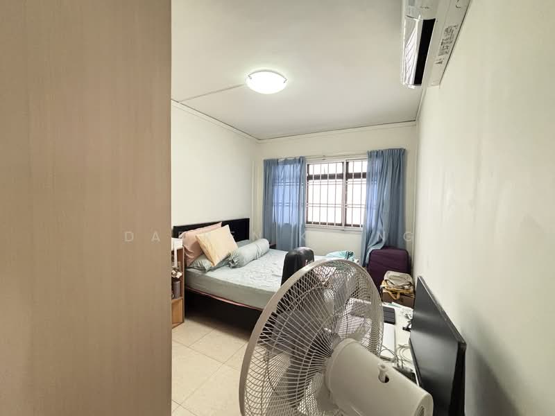 353 Ang Mo Kio Street 32, 353 Ang Mo Kio Street 32, 3 Bedrooms, 1,023 sqft, HDB Flat For Rent, by Darren Keong, 500104258 - Bedroom - PropertyGuru.com.sg
