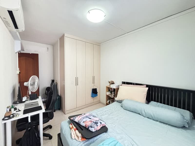 353 Ang Mo Kio Street 32, 353 Ang Mo Kio Street 32, 3 Bedrooms, 1,023 sqft, HDB Flat For Rent, by Darren Keong, 500104258 - Bedroom - PropertyGuru.com.sg